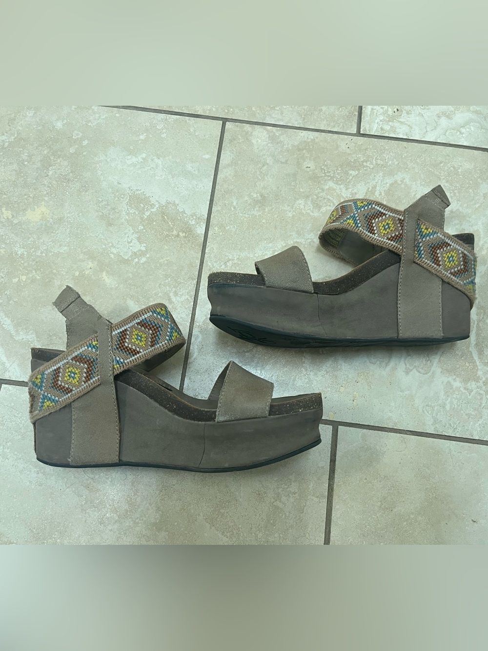 Women's Taupe Wedge Sandals with Beaded Strap 7.5
